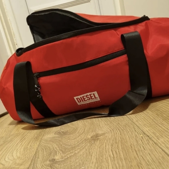 Diesel Men’s Duffle Bag Duffle Gym Bag travel sport holiday weekend travel bag - Picture 14 of 14